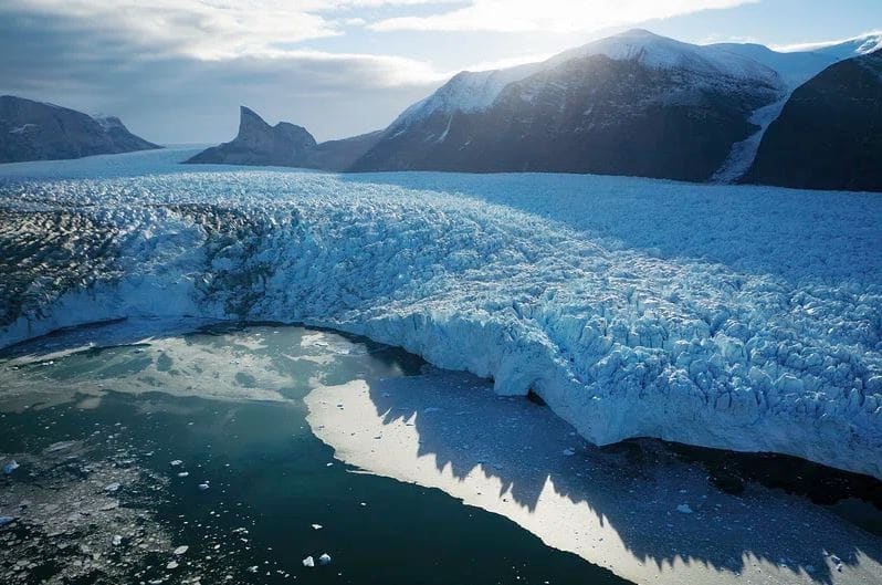 Κλίμα: «Αναπόφευκτη» η κατάρρευση της Δυτικής Ανταρκτικής – Προειδοποίηση για παγκόσμιες συνέπειες