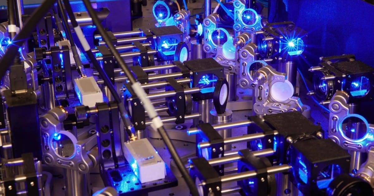 Μια startup εταιρεία κατάφερε να σπάσει πρώτη το όριο των 1000qubits σε κβαντικό υπολογιστή