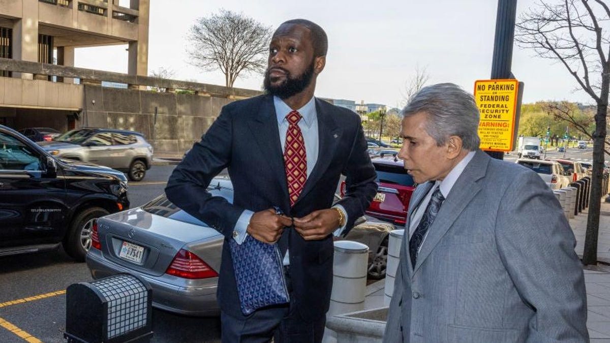 Ο Pras Michél των Fugees λέει ότι η χρήση της τεχνητής νοημοσύνης από τους δικηγόρους τον καταδίκασε