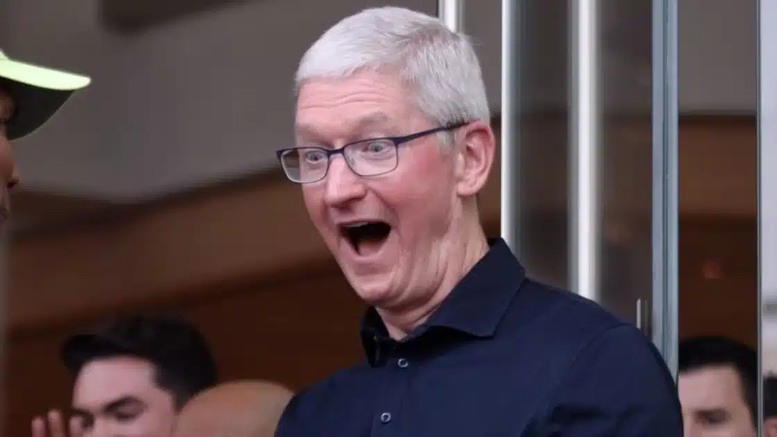 Ο Tim Cook έβγαλε καθαρά $41 εκατομμύρια με μία κίνηση