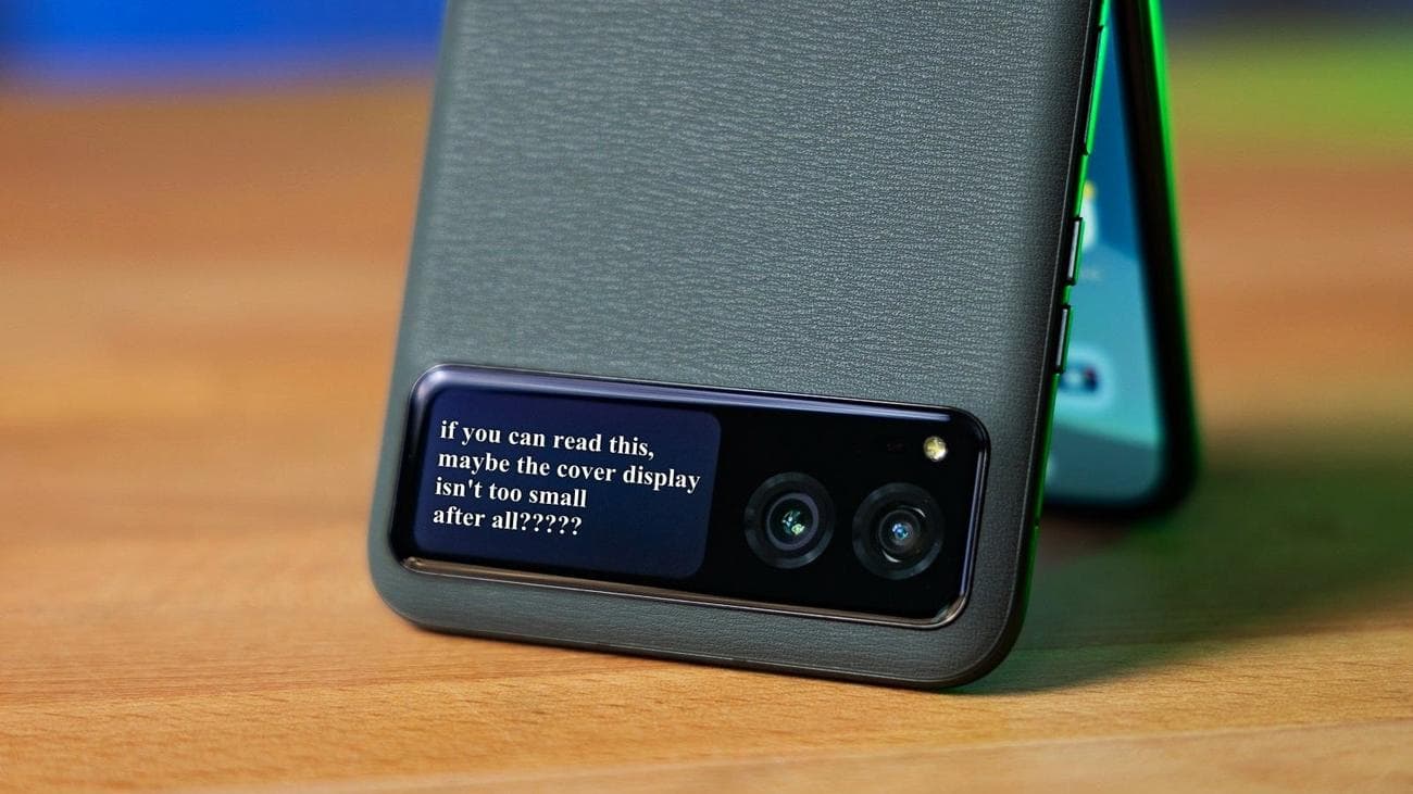 Motorola Razr: Το απίστευτο αναδιπλούμενο τηλέφωνο των 500 δολαρίων που δεν κατασκεύασε ποτέ η Samsung έχει ένα μικροσκοπικό πρόβλημα, Motorola Razr: Το απίστευτο αναδιπλούμενο τηλέφωνο των 500 δολαρίων που δεν κατασκεύασε ποτέ η Samsung έχει ένα μικροσκοπικό πρόβλημα, TechWar.gr