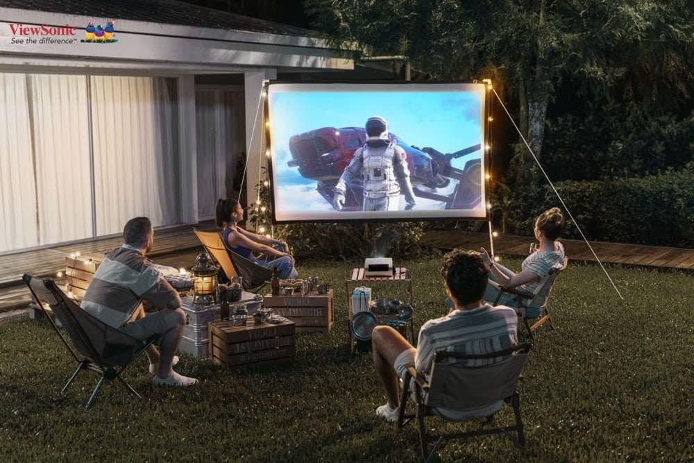 Κινηματογραφική προβολή στο φως της ημέρας, Κινηματογραφική προβολή στο φως της ημέρας, TechWar.gr