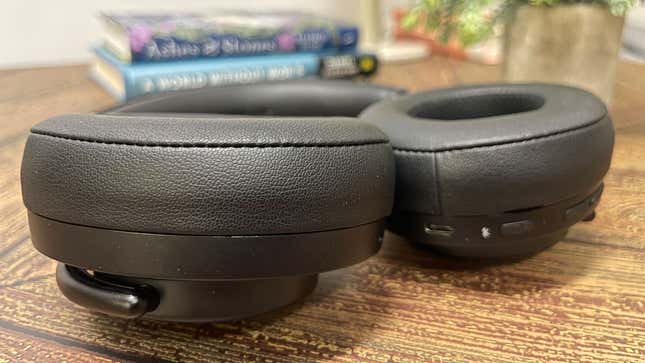 Τρομακτικό καλό ANC και μια μπαταρία που αρνείται να πεθάνει, Τρομακτικό καλό ANC και μια μπαταρία που αρνείται να πεθάνει, TechWar.gr