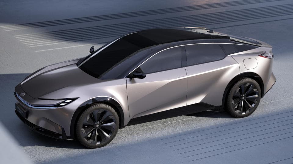 Toyota unveils two EV crossover concepts arriving by 2025, Toyota unveils two EV crossover concepts arriving by 2025, TechWar.gr