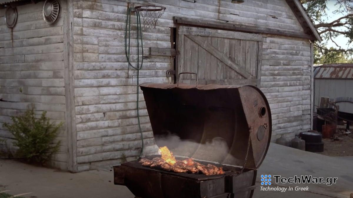 "Fast and Furious" yule log; Δοκιμάστε αυτό το μπάρμπεκιου διάρκειας μιας ώρας.