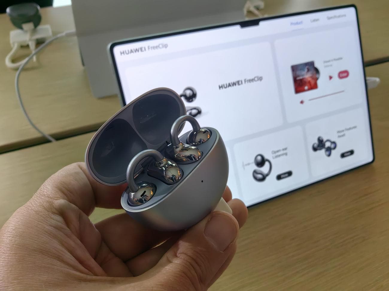 Huawei FreeClip: Μια πρώτη αποκλειστική ματιά στα επαναστατικά earbuds!, Huawei FreeClip: Μια πρώτη αποκλειστική ματιά στα επαναστατικά earbuds!, TechWar.gr
