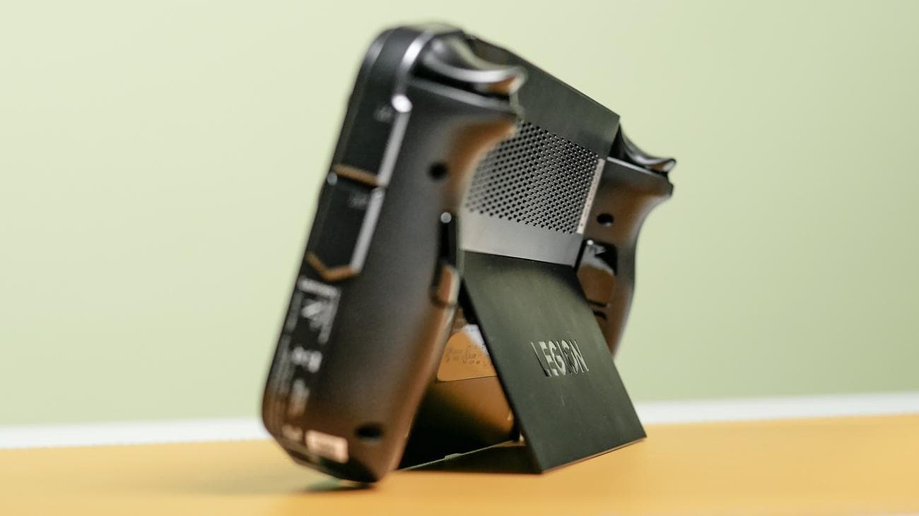 Εξετάζω το υλικό παιχνιδιών και αυτό ήταν το αγαπημένο μου μηχάνημα χειρός μη Steam Deck του 2023, Εξετάζω το υλικό παιχνιδιών και αυτό ήταν το αγαπημένο μου μηχάνημα χειρός μη Steam Deck του 2023, TechWar.gr