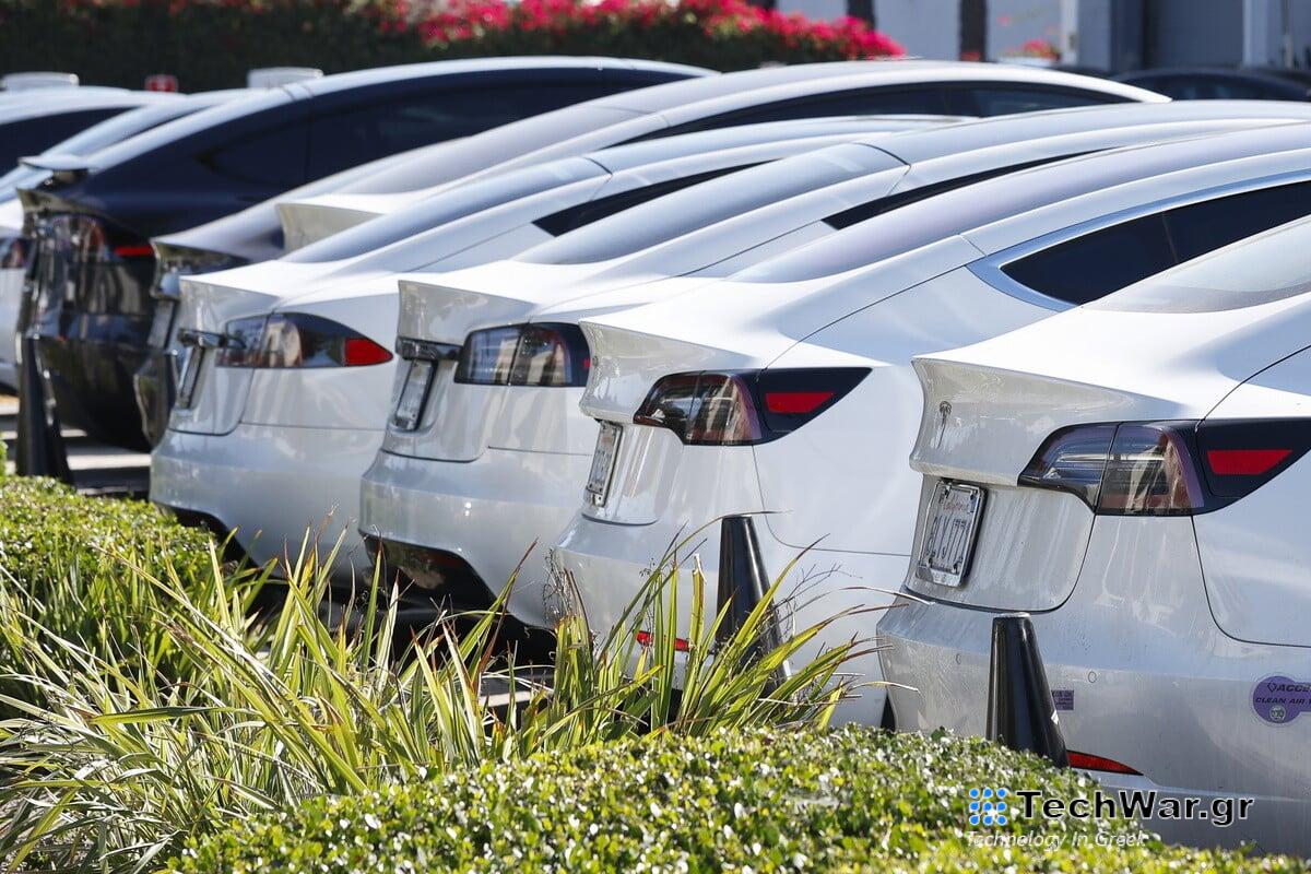 Η Tesla ανακαλεί σχεδόν 2 εκατομμύρια αυτοκίνητα στις ΗΠΑ λόγω του συστήματος Autopilot – [Βίντεο]