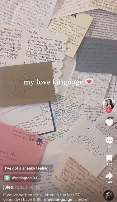 Μια εικόνα πολλών χειρόγραφων επιστολών.