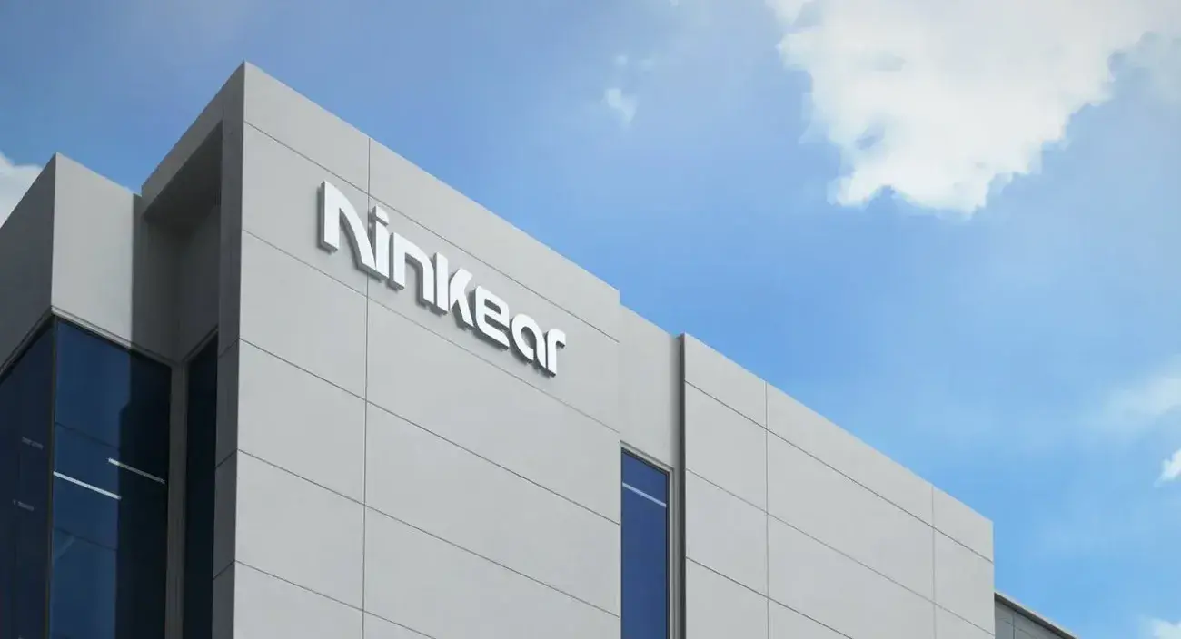 Αποκτήστε όλα τα προϊόντα της Ninkear με δωρεάν αποστολή απο Ευρώπη, και 3 άτοκες δόσεις με την Klarna!!