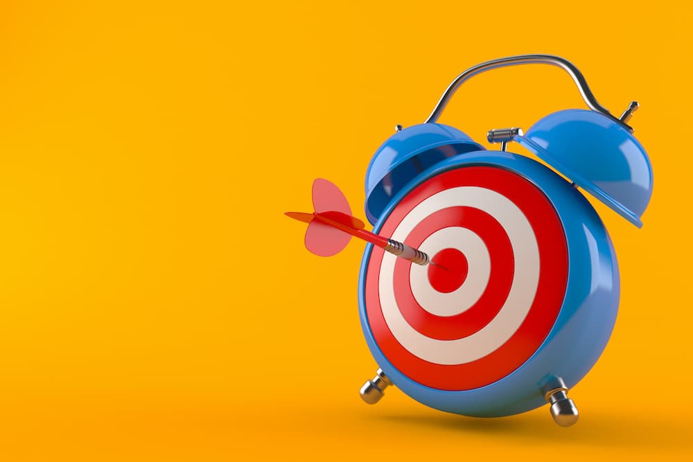 Ξυπνητήρι με μάτι του ταύρου και βέλος στο μάτι του ταύρου