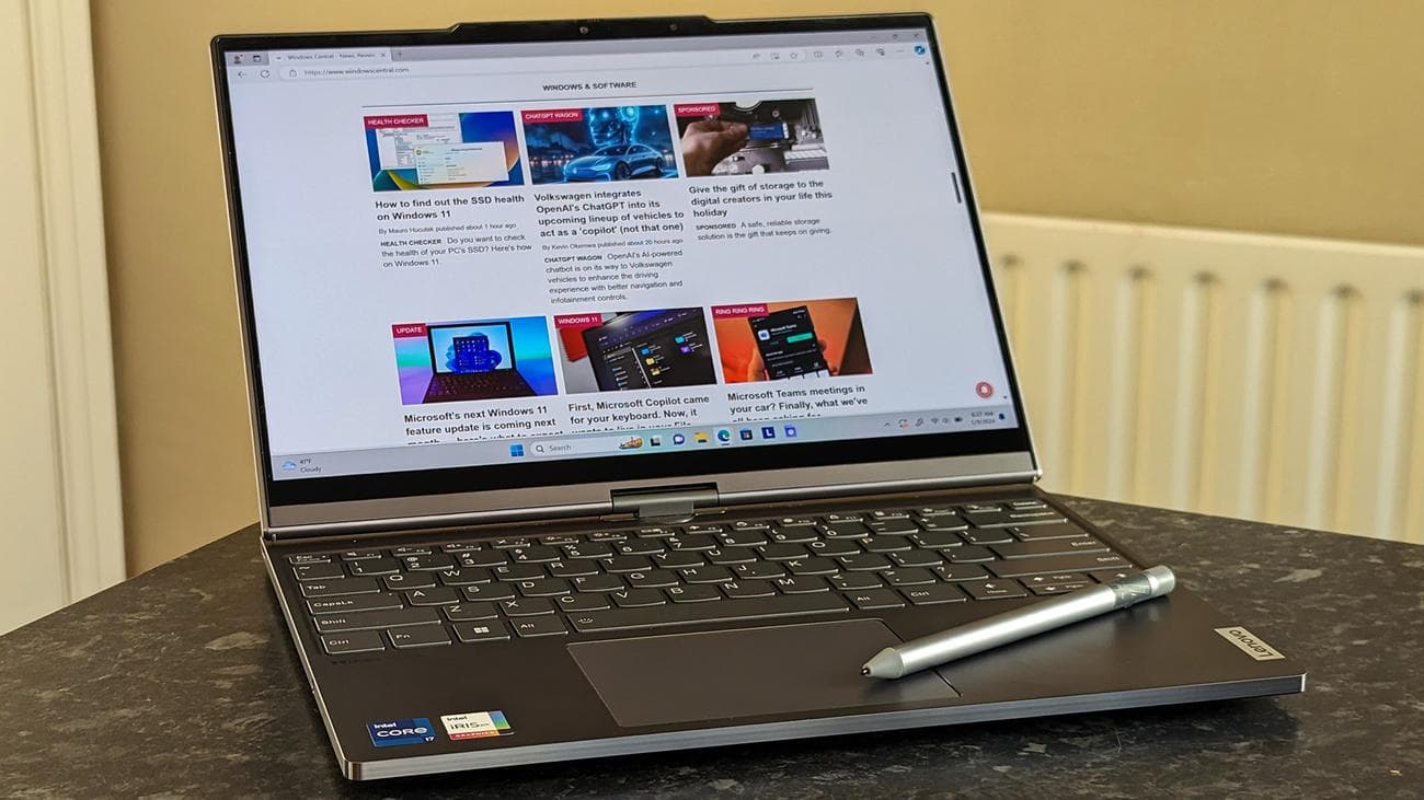 Lenovo ThinkBook Plus (Gen 4) review: A clever twisting hinge reveals a color E-Ink screen that solves no real issues, Lenovo ThinkBook Plus (Gen 4) review: A clever twisting hinge reveals a color E-Ink screen that solves no real issues, TechWar.GR