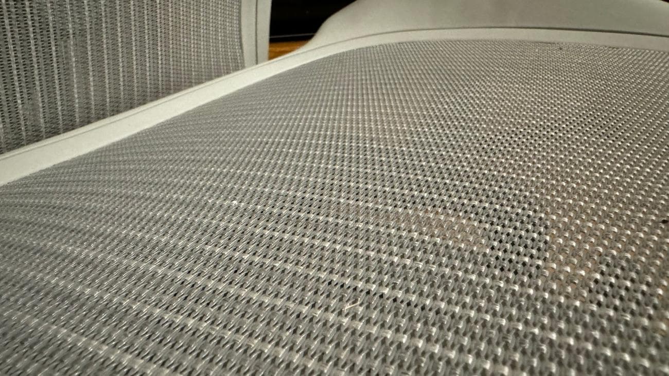 Herman Miller Aeron Review: THE office chair, Herman Miller Aeron Review: THE office chair, TechWar.GR