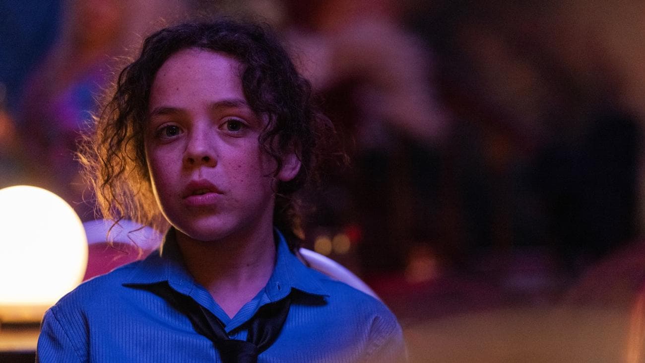 Κριτική «Boy Swallows Universe»: Τα πράγματα από τα οποία είναι φτιαγμένα η τηλεοπτική προσαρμογή, Κριτική «Boy Swallows Universe»: Τα πράγματα από τα οποία είναι φτιαγμένα η τηλεοπτική προσαρμογή, TechWar.GR