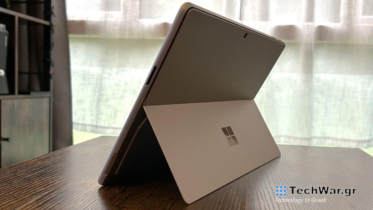 Αυτό το πακέτο με το σχεδόν τέλειο Surface Pro 9 έχει έκπτωση 540 $
