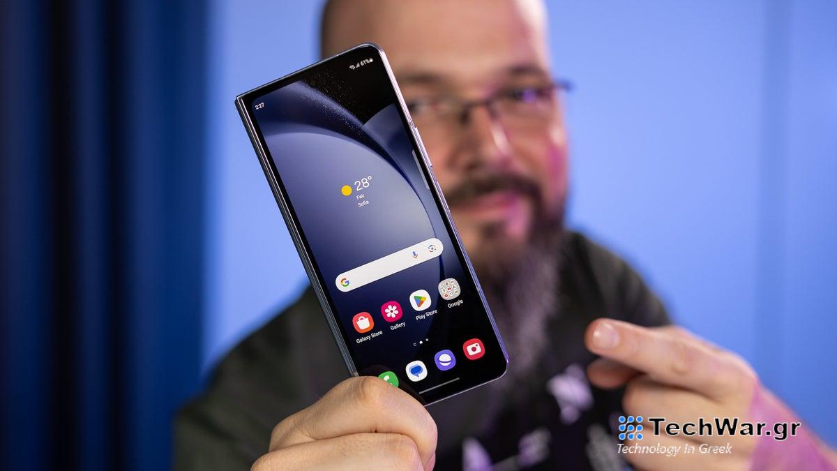 Είναι ένα φθηνότερο Galaxy Fold το μόνο που χρειάζεται για να σας πείσει να αποκτήσετε ένα αναδιπλούμενο;

