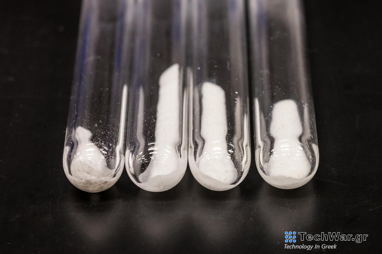 Η AI της Microsoft βρήκε ένα νέο υποσχόμενο υλικό μπαταρίας με 70% λιγότερο λίθιο / FOXreport.gr