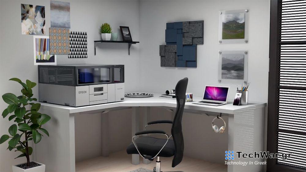 ο πρώτος flatbed εκτυπωτής UV μικρού μεγέθους για προωθητικά υλικά — InfoCom