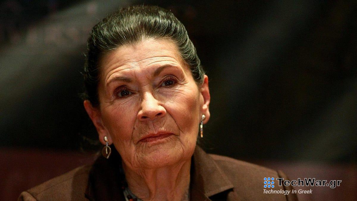 Ο Lee Unkrich της Pixar αποτίει φόρο τιμής στη Mamá Coco, Ana Ofelia Murguía
