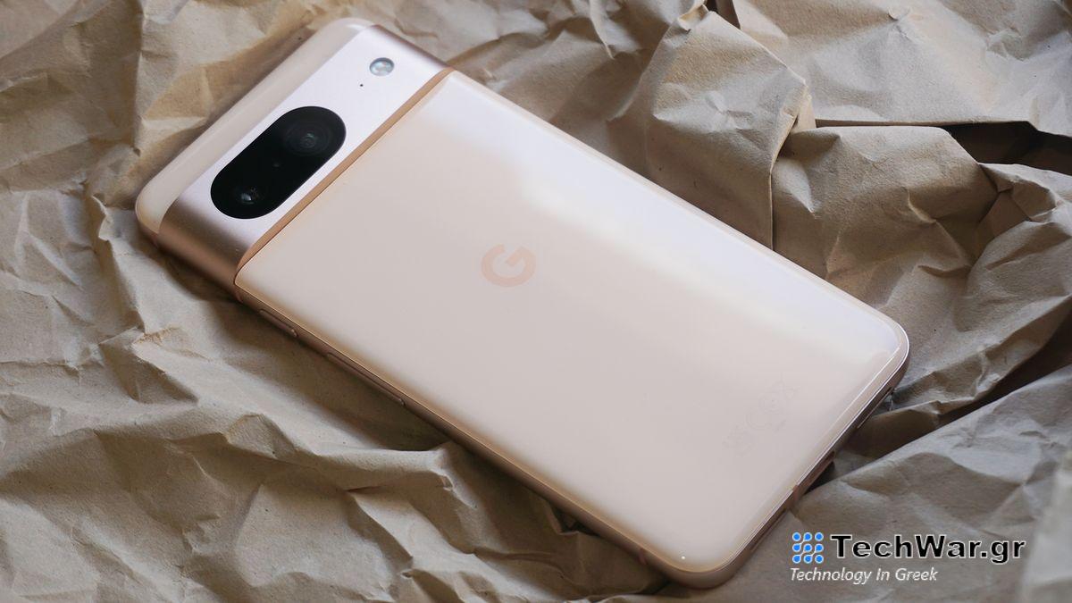 Google Pixel 8 review back angled