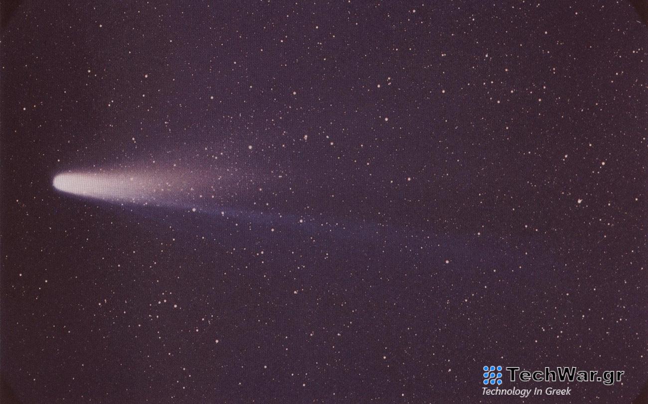 Comet P/Halley as taken March 8, 1986 by W. Liller, Easter Island, part of the International Halley Watch (IHW) Large Scale Phenomena Network.	