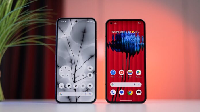 Οι χρήστες του Nothing Phone μπορούν πλέον να έχουν εύκολη Οι χρήστες του Nothing Phone μπορούν πλέον να έχουν εύκολη πρόσβαση στον φωνητικό βοηθό ChatGPT από τις αρχικές τους οθόνες