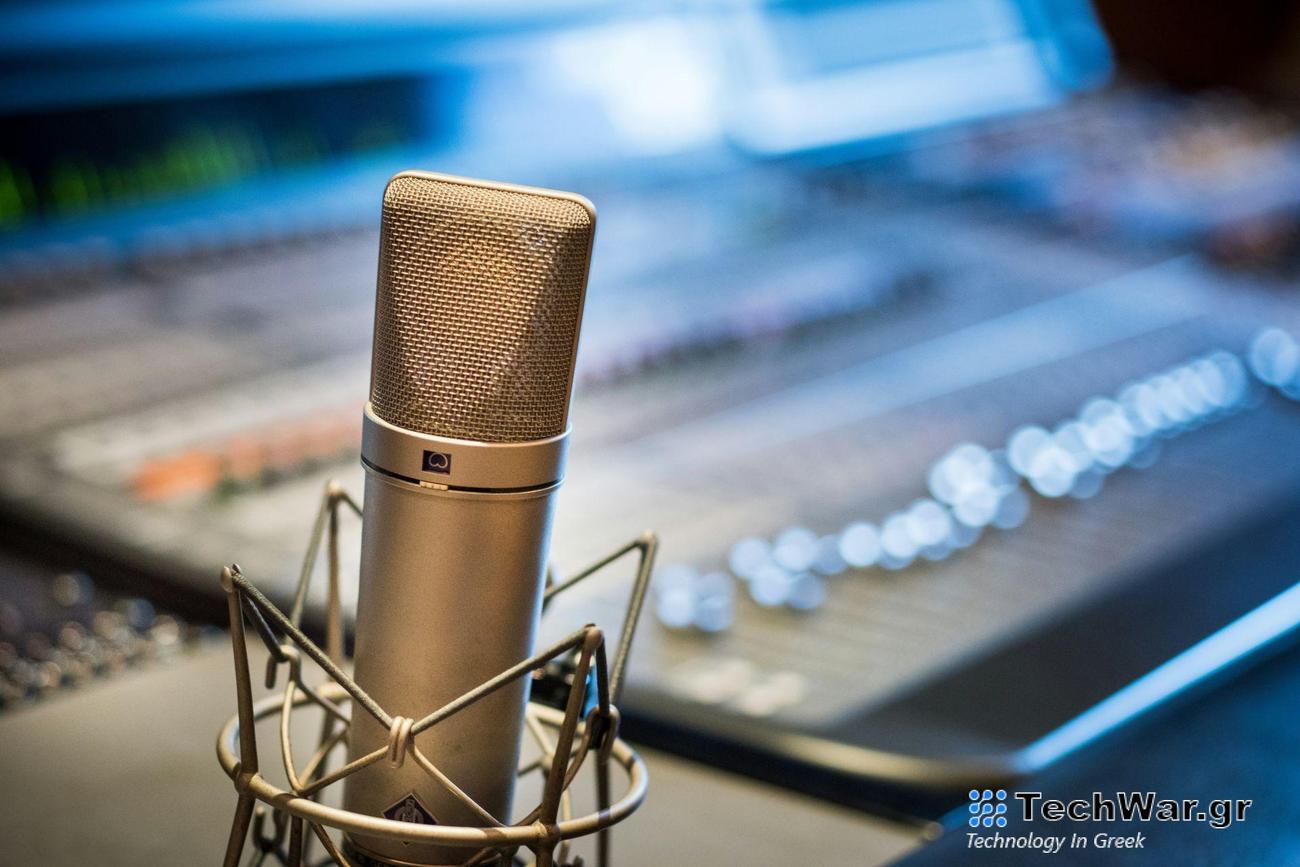 Τι είναι μια γεννήτρια φωνής διασημοτήτων AI και πώς να τη χρησιμοποιήσετε;