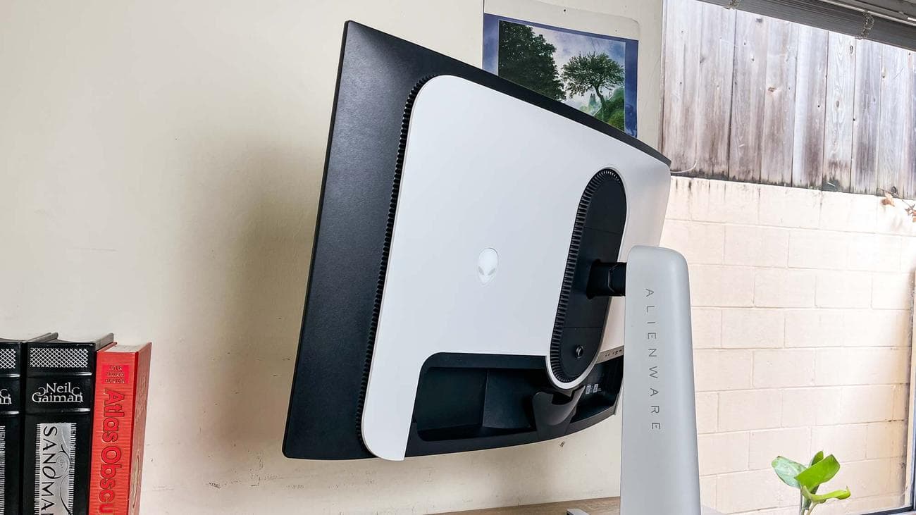 Μονάδα αναθεώρησης Alienware 32 QD-OLED