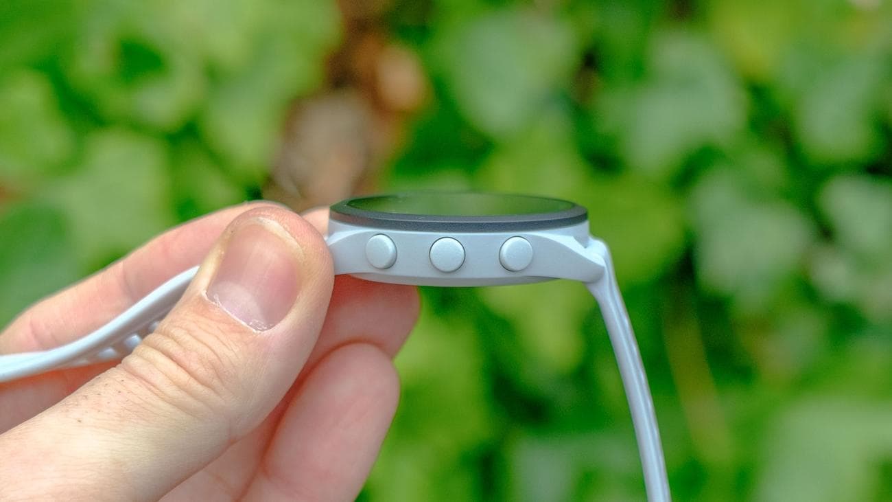 Πλαϊνά κουμπιά Garmin Forerunner 165