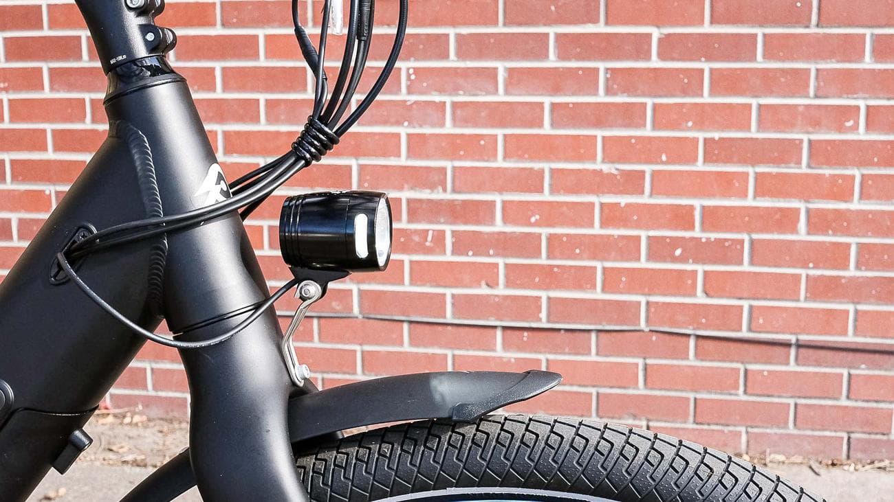 Το Propella 9S Pro V2 παρκαρισμένο έξω