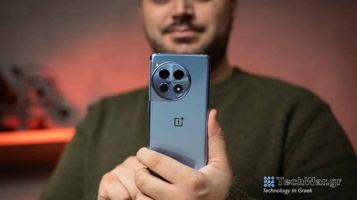 OnePlus 12R: μια υπενθύμιση γιατί ερωτευτήκαμε για πρώτη φορά την ιδέα ενός "εμβληματικό δολοφόνου"