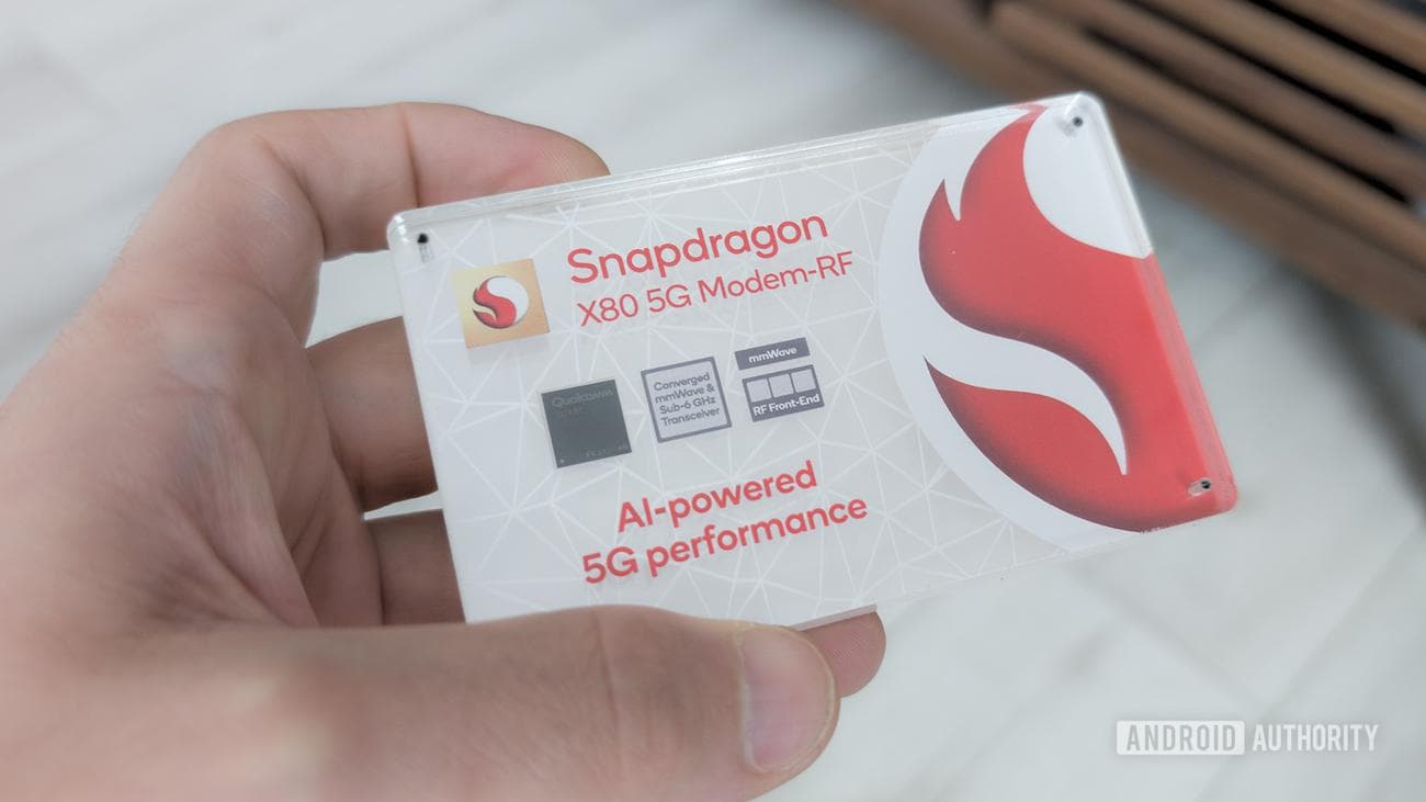 Μόντεμ Qualcomm Snapdragon X80 5G RF 01