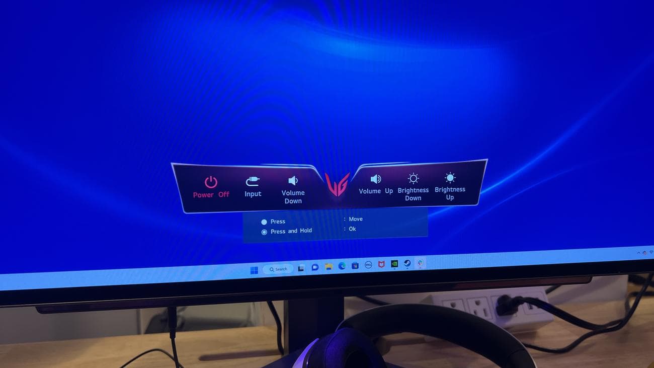 Ένα μενού οθόνης που εμφανίζει τις επιλογές αύξησης και μείωσης έντασης