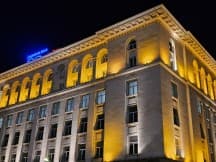 Galaxy S23 Ultra low-light samples: 2x - f/1.7, ISO 640, 1/33s - Samsung Galaxy S24 Ultra vs. Samsung Galaxy S23 Ultra