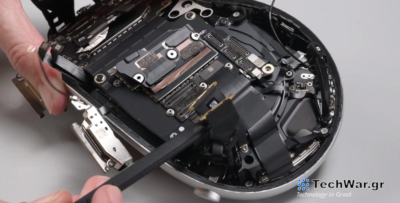 The first Apple Vision Pro teardown