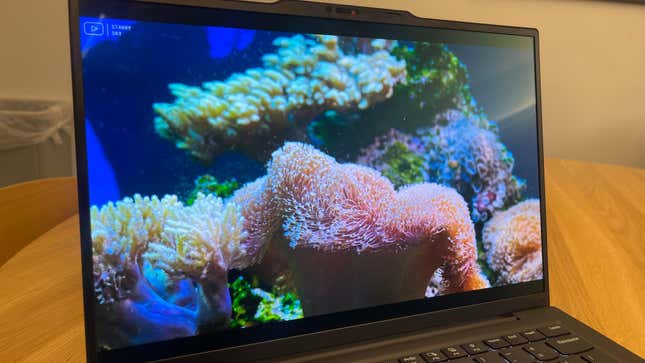 Μια φωτογραφία της οθόνης στο X1. 