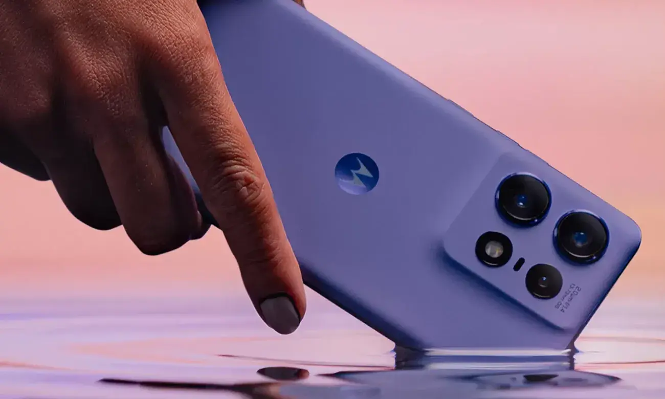 Είναι το Motorola Edge 50 Pro 5G αδιάβροχο;
