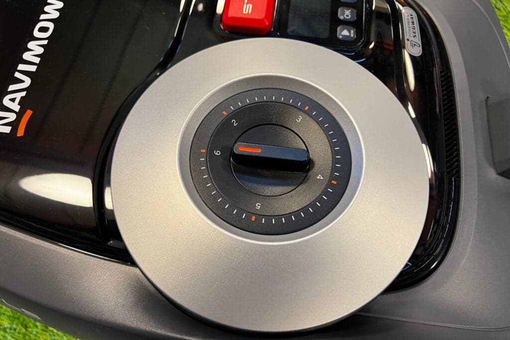 Ρύθμιση ύψους μοντέλου εκκίνησης Segway Navimow i Series