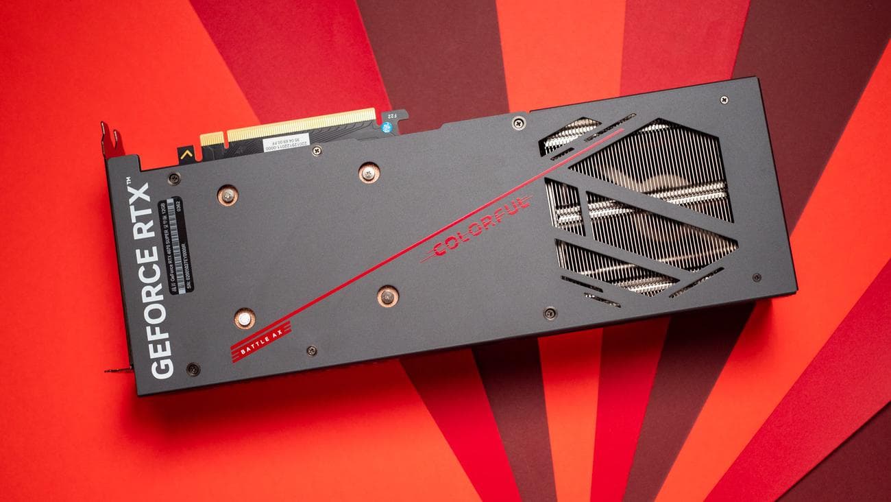 Πολύχρωμη κριτική RTX 4070 Super NB EX 12GB-V