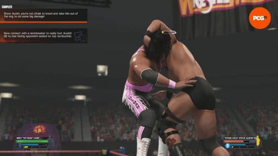 Κριτική του WWE 2K24: Ο Μπρετ Χαρτ έχει ετοιμάσει τον Stone Cold Steve Austin για ένα Superplex.